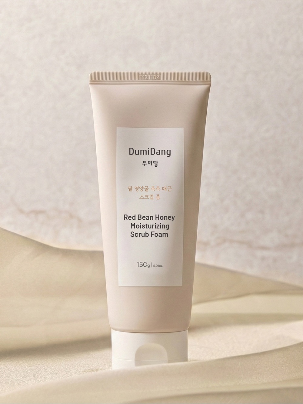 DumiDang Red Bean Honey Moisturizing Scrub Foam 150g  EXP: 08/2028